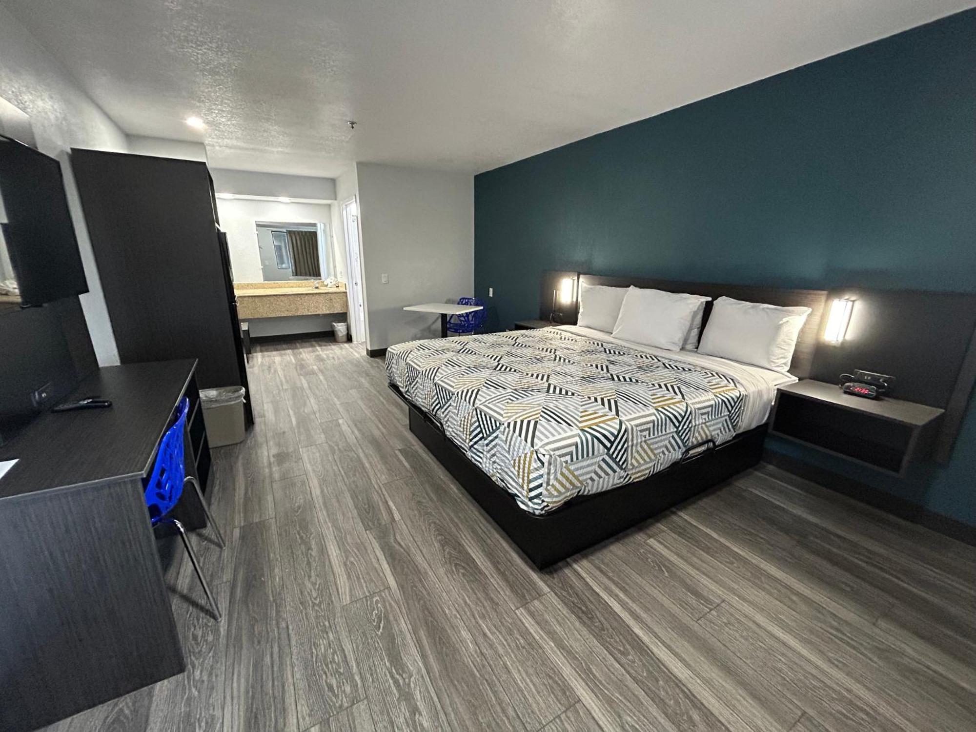 Studio 6 Bakersfield, Ca South Екстериор снимка