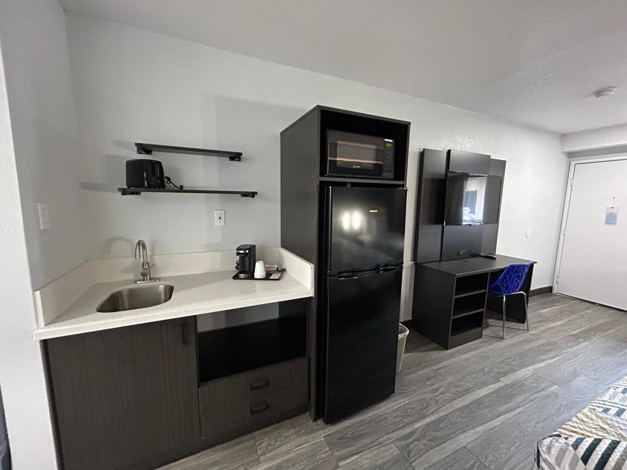 Studio 6 Bakersfield, Ca South Екстериор снимка