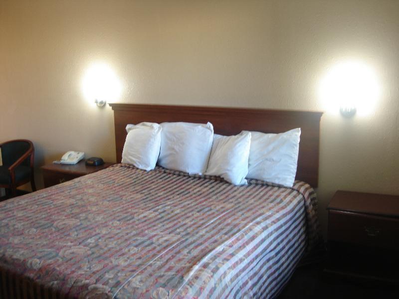 Studio 6 Bakersfield, Ca South Екстериор снимка